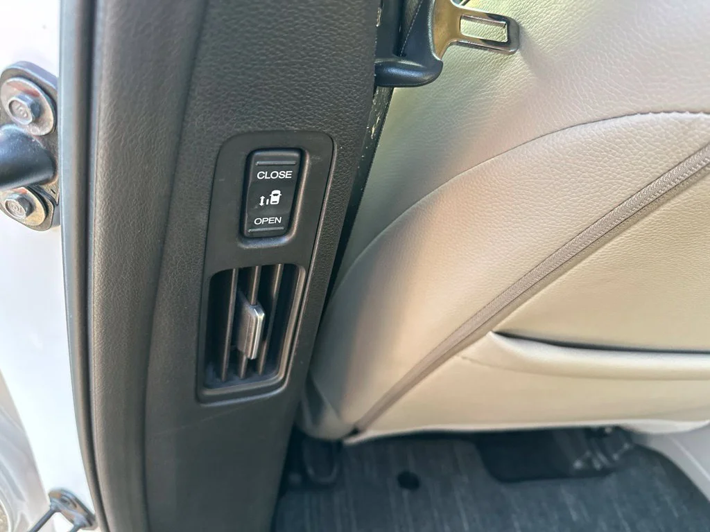 2023 Honda Odyssey Elite - Photo 43