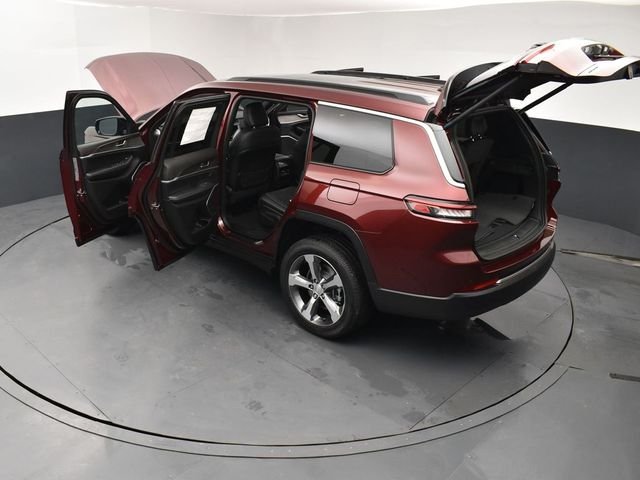 New 2026 Velvet Red Pearl-Coat Exterior Paint Jeep Limited image 28