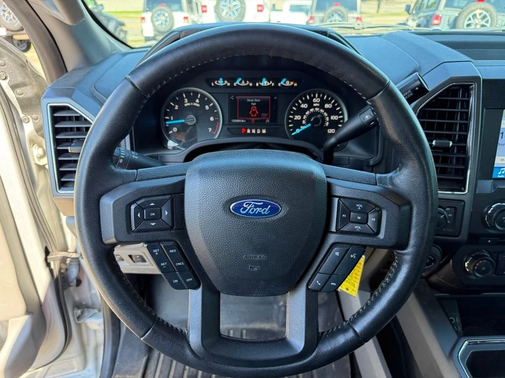 Used 2018 Silver Ford XLT image 15