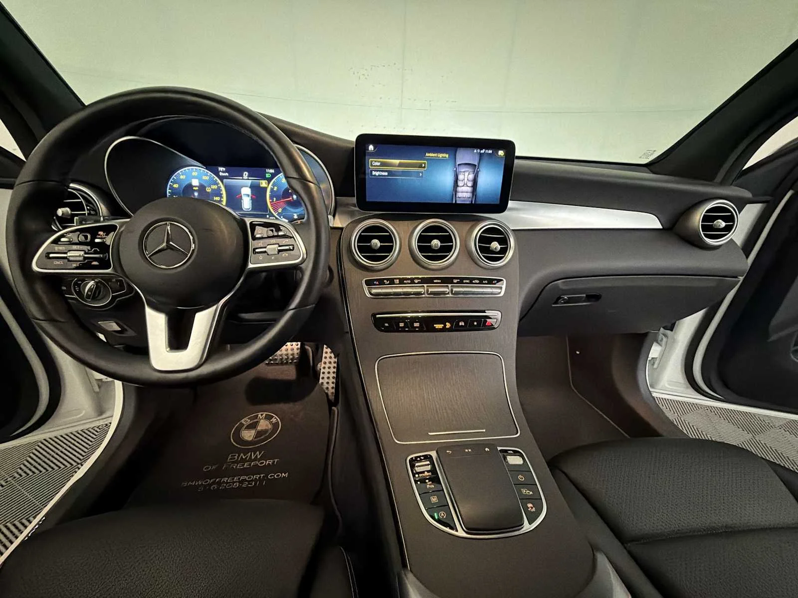 2021 Mercedes-Benz GLC GLC300 - Photo 17