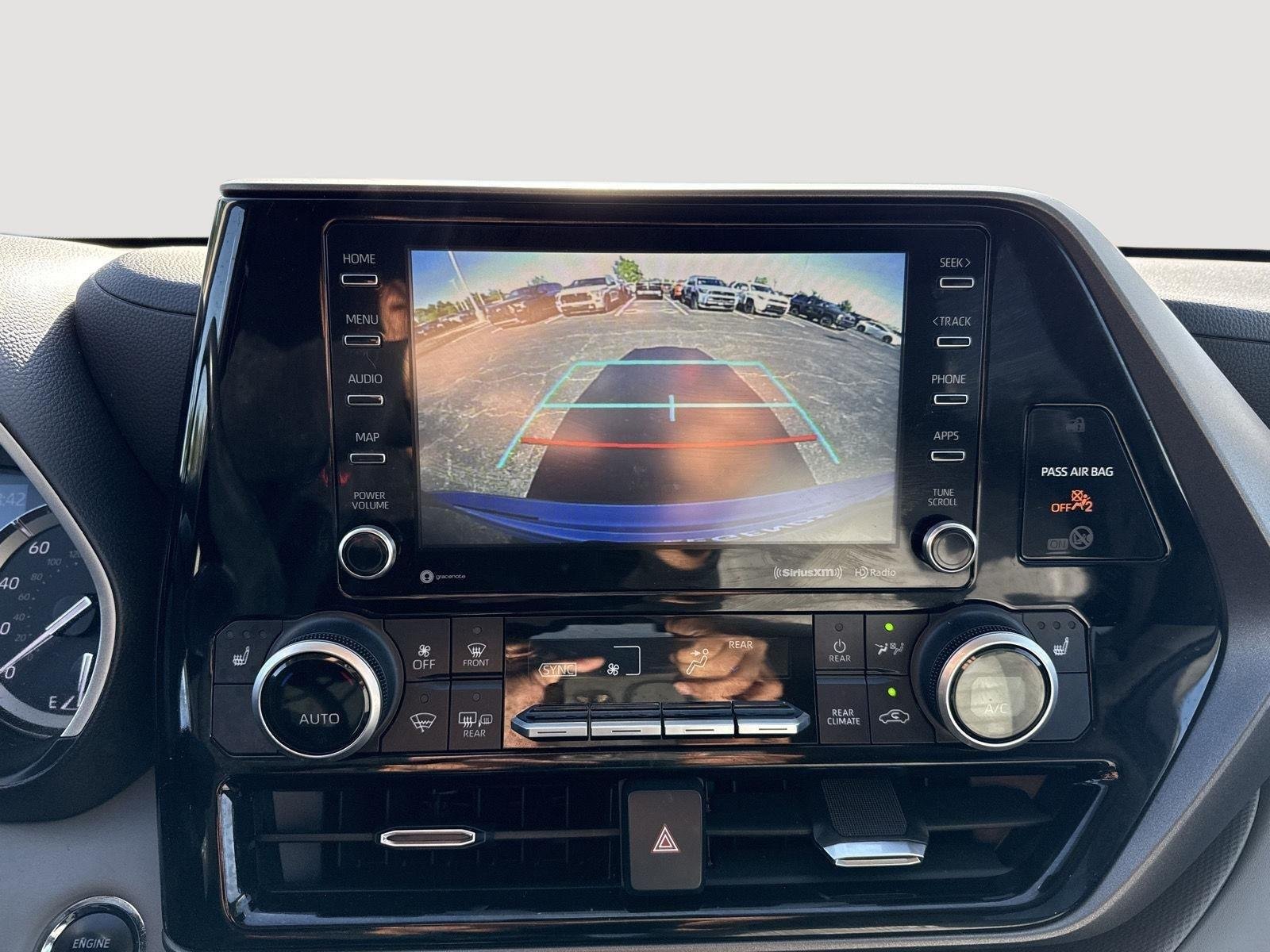 Used 2022 Moon Dust Toyota XLE image 24