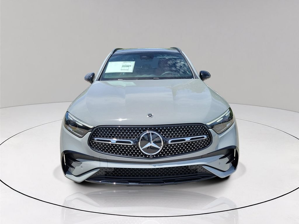 New 2027 MANUFAKTUR Alpine Grey Mercedes-Benz GLC 300 image 2