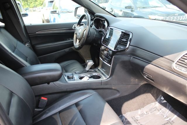 Used 2021 Red Jeep Limited image 35