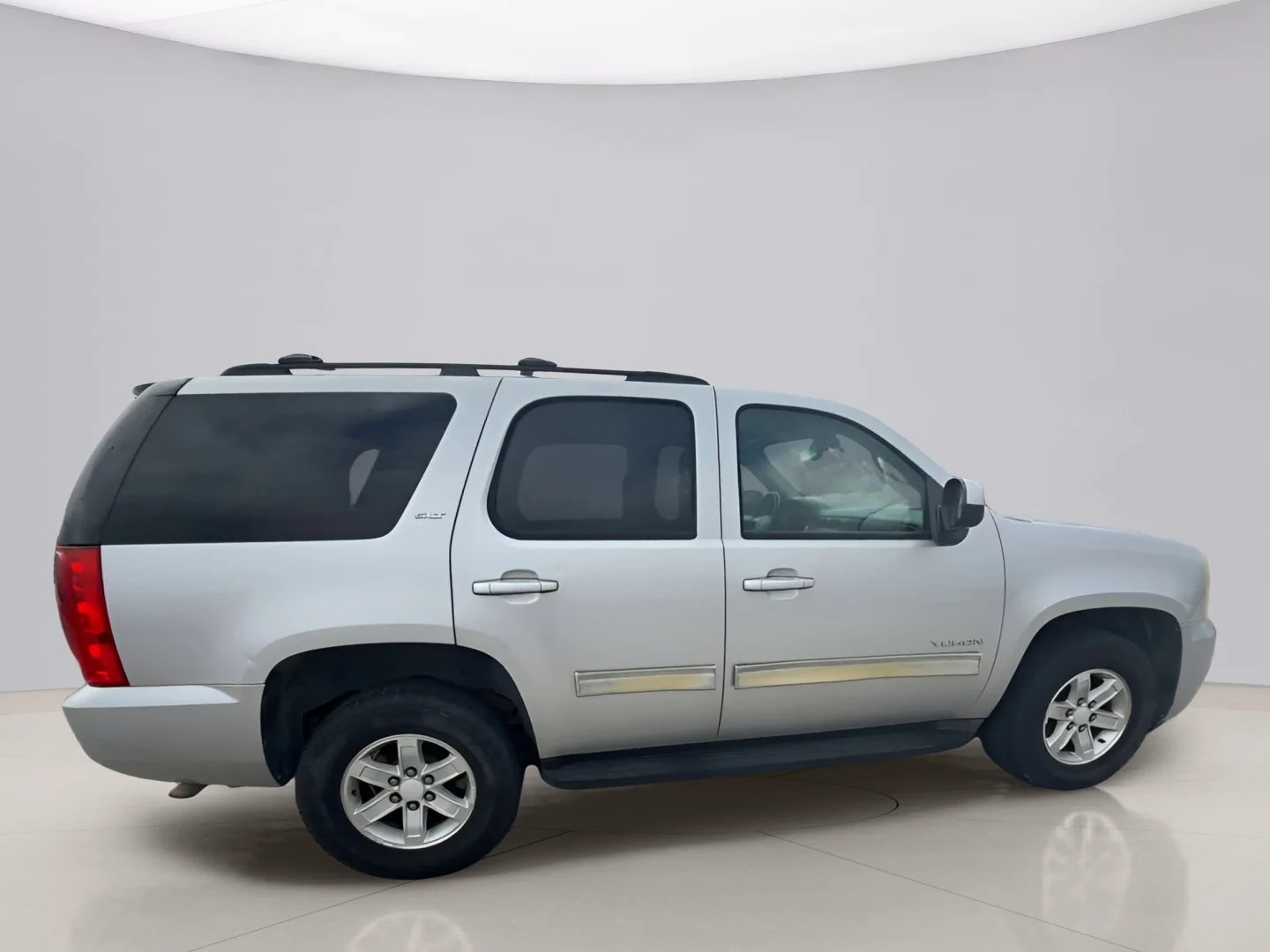 Used 2011 Silver Gmc SLT image 8