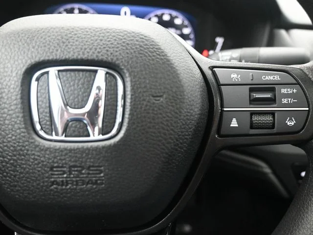 New 2026 Platinum White Pearl Honda SE image 32