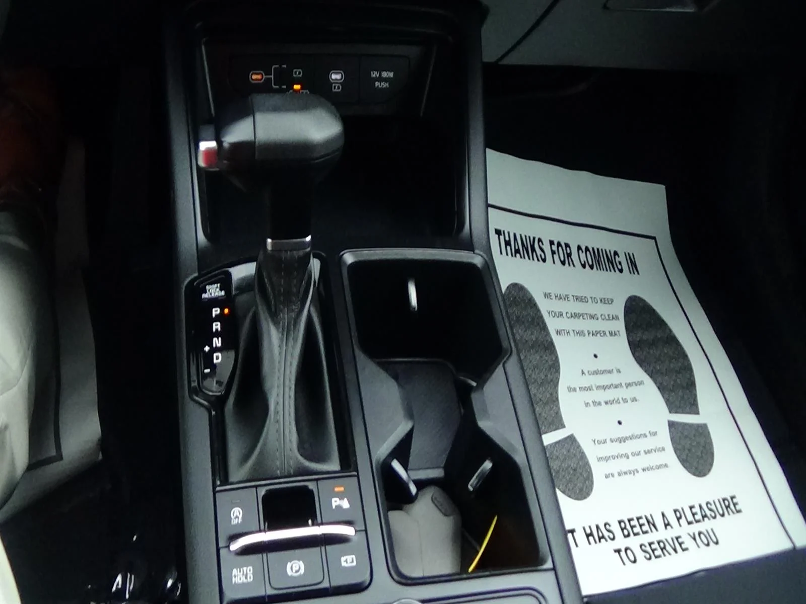 Used 2025 Snow White Kia LXS image 24