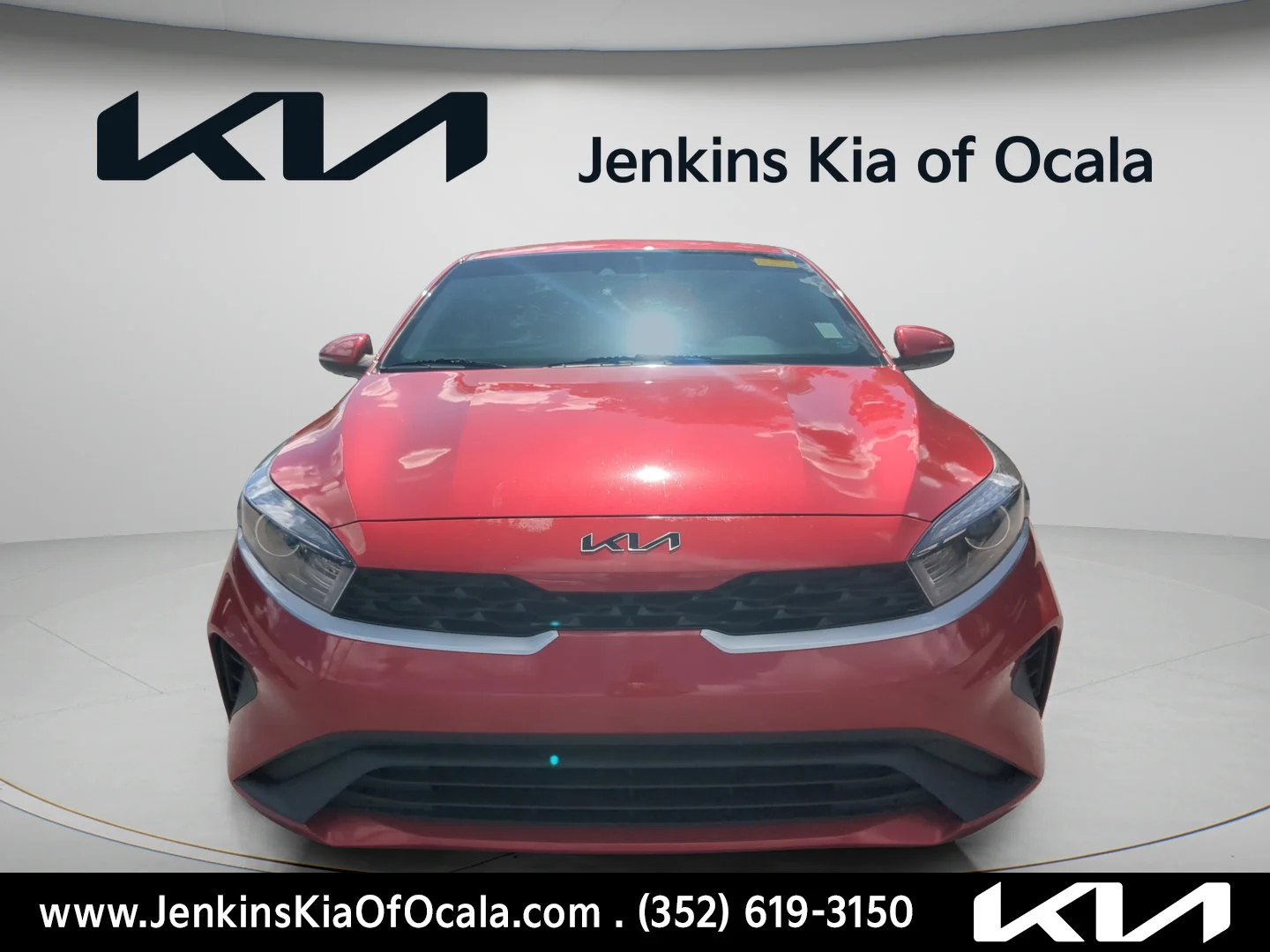 Used 2024 Currant Red Kia LXS image 8