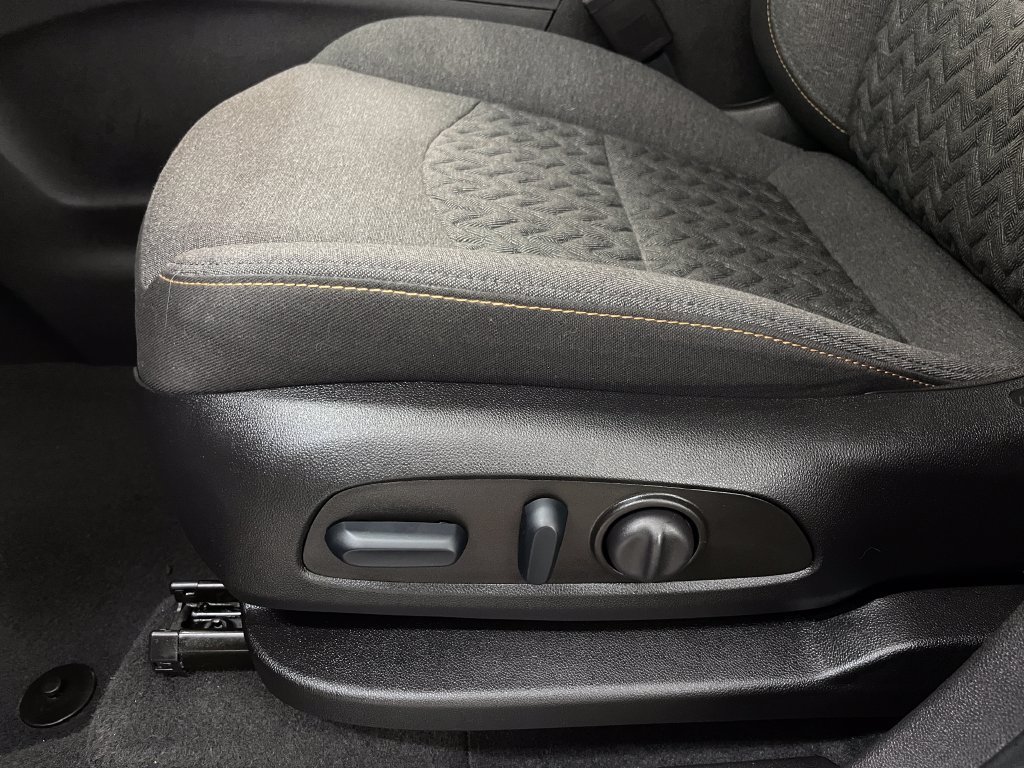 2023 Chevrolet Equinox LT - Photo 9
