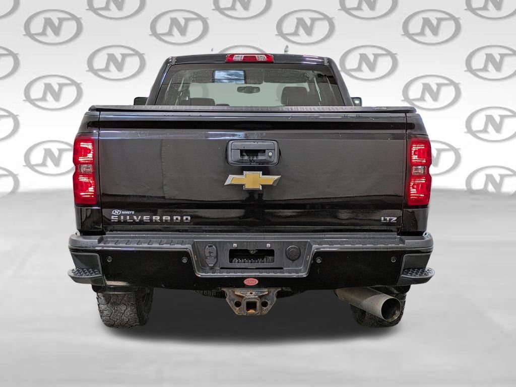 Used 2019 BLACK Chevrolet LTZ image 36