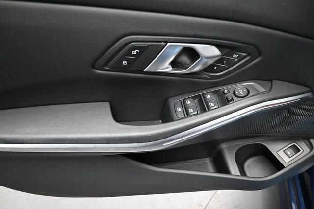 Used 2024 Blue BMW 330i image 18
