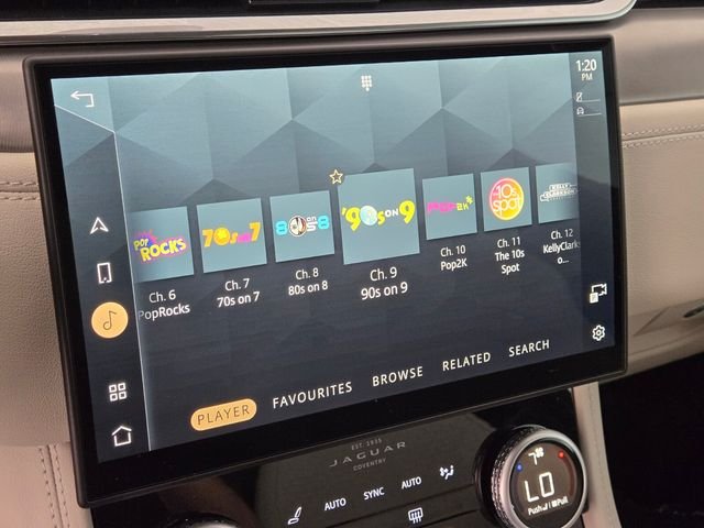 2025 Jaguar F-PACE R-Dynamic S - Photo 24