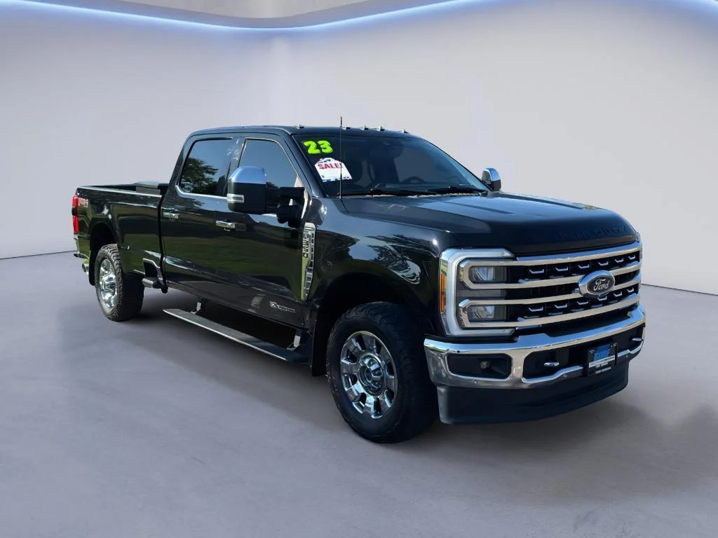 Used 2023 Agate Black Metallic Ford LARIAT image 7