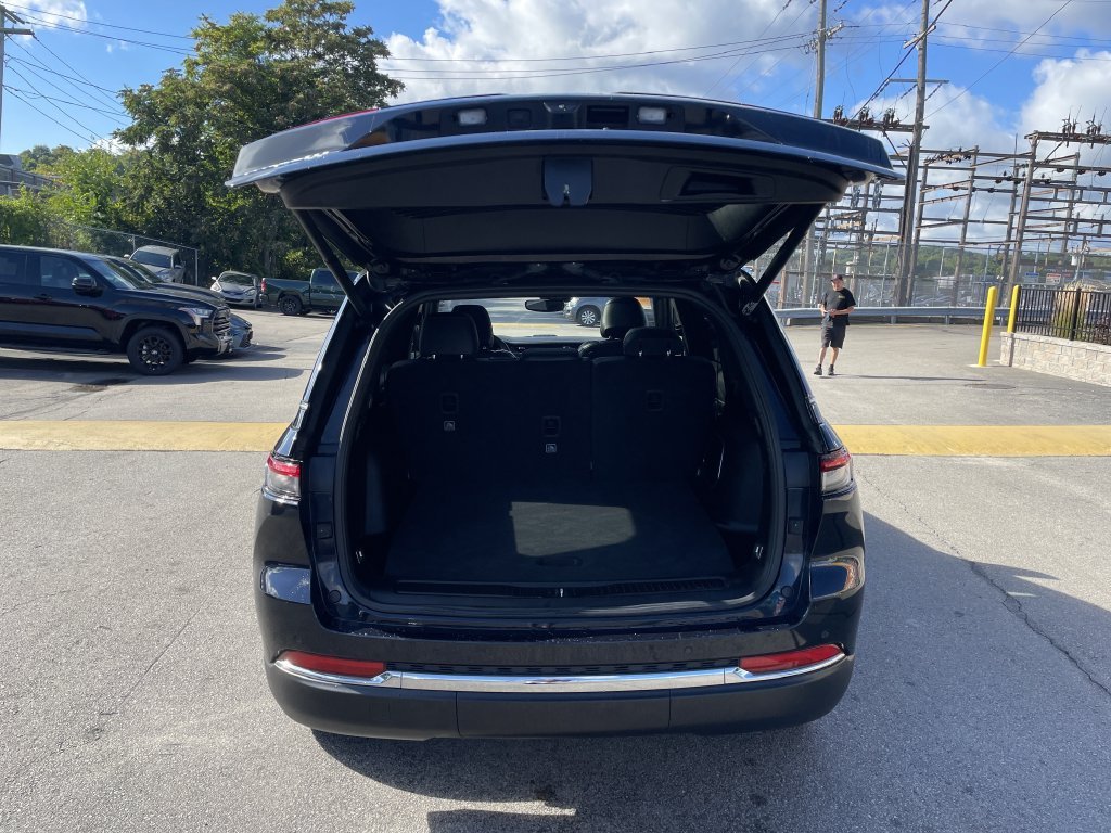 Certified Used 2024 Black Jeep 4xe image 13