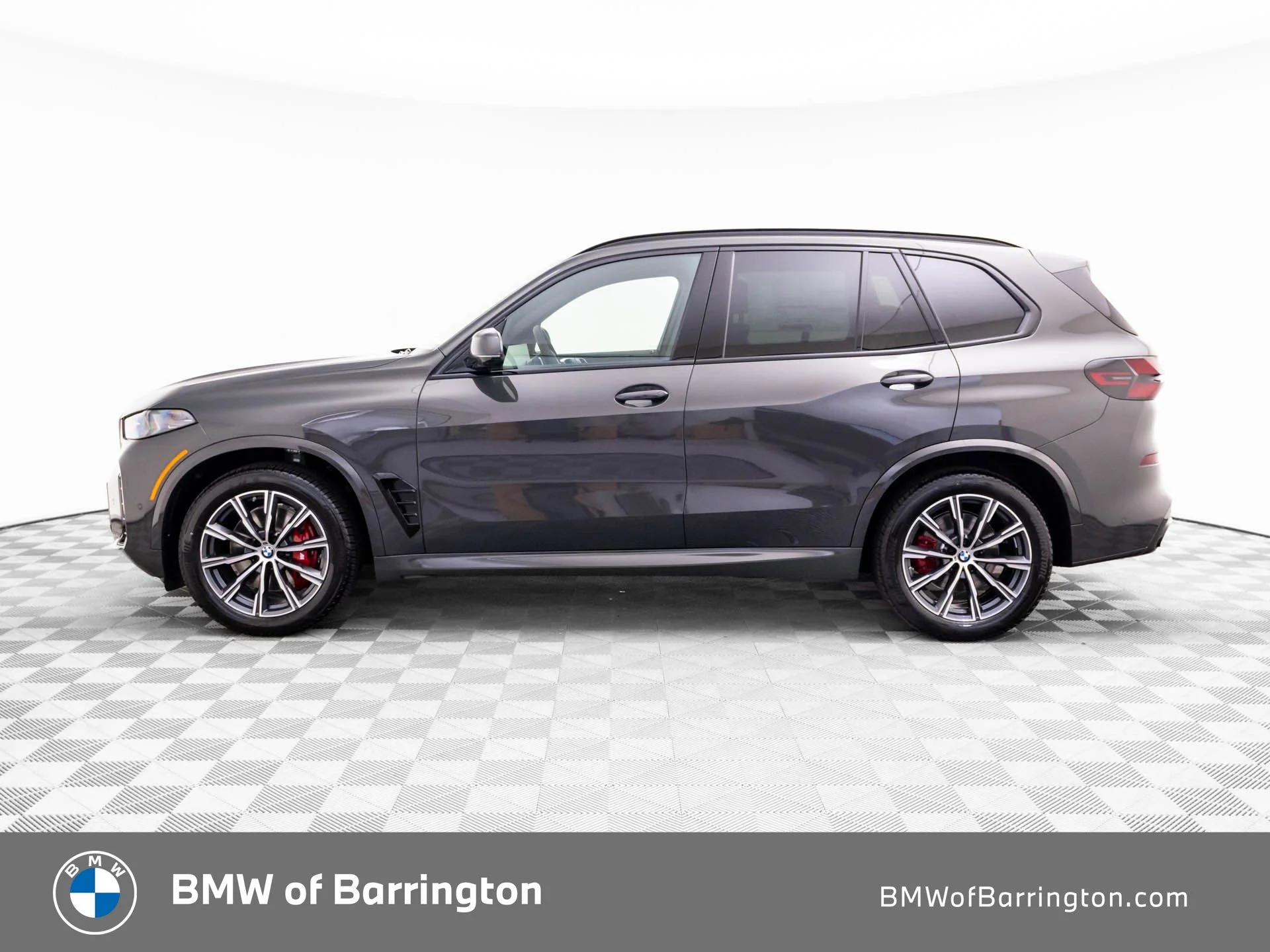 New 2026 Gray BMW xDrive40i image 2