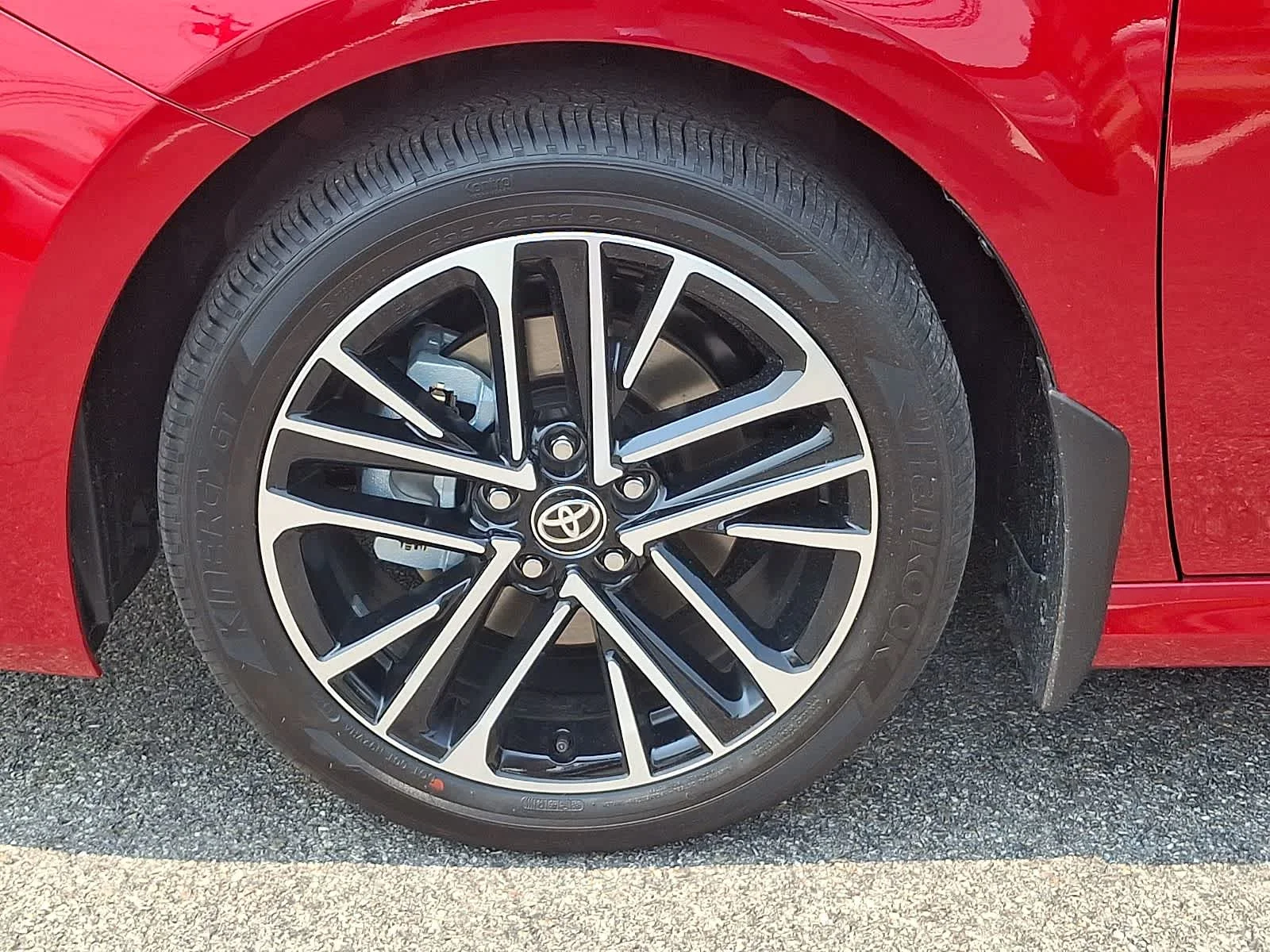 2026 Toyota Camry XLE - Photo 7