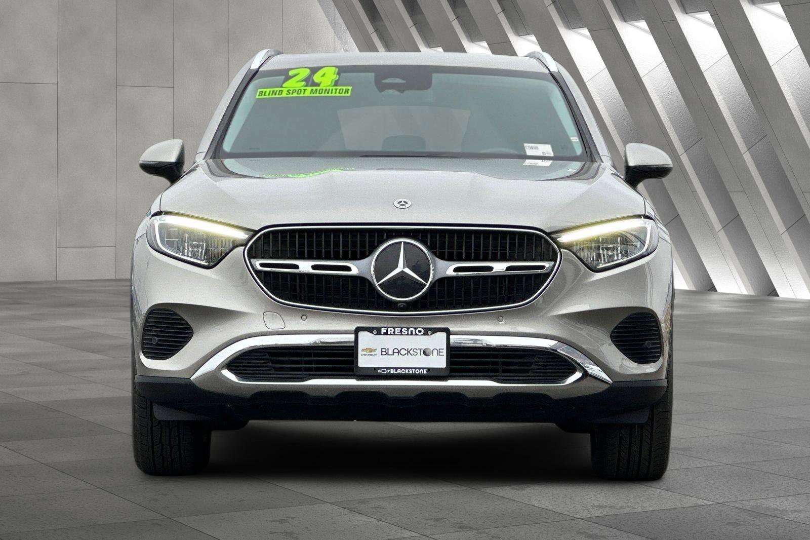 2024 Mercedes-Benz GLC GLC300 - Photo 10