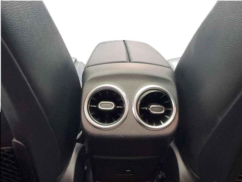 Used 2022 White Mercedes-Benz CLA 250 image 35