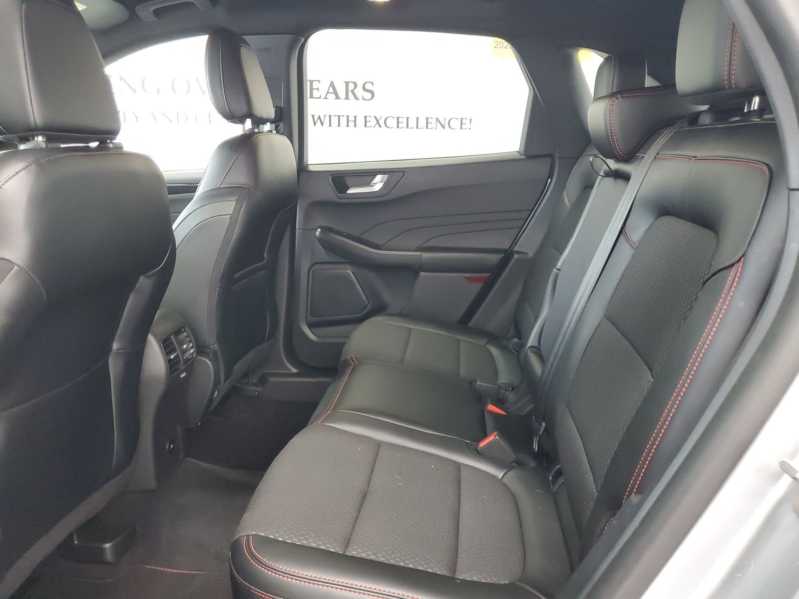 Used 2023 Silver Ford ST-Line image 26