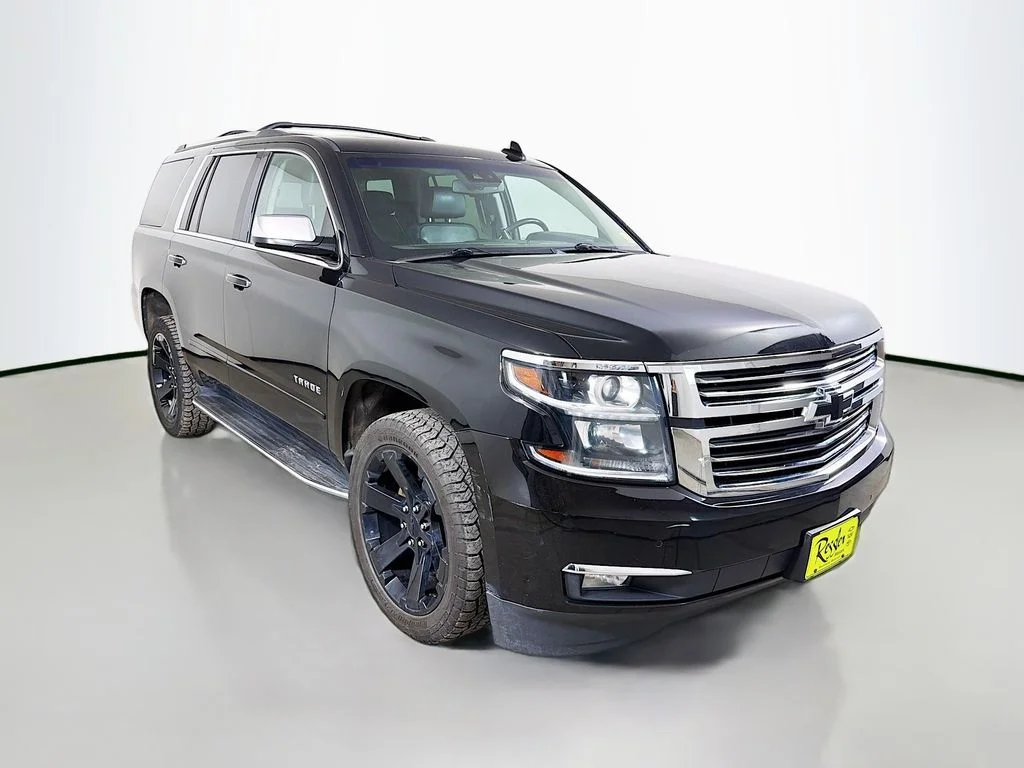 Used 2019 Black Chevrolet Premier image 4
