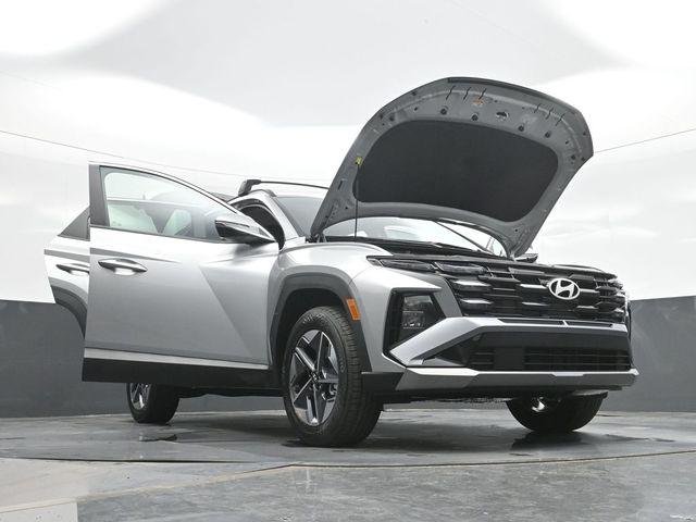 New 2026 Silver Hyundai SEL Premium AWD image 32