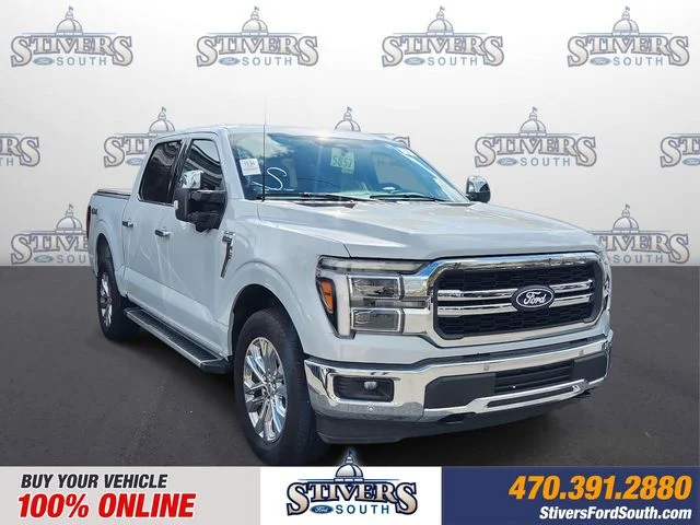 Used 2025 White Ford Lariat image 1