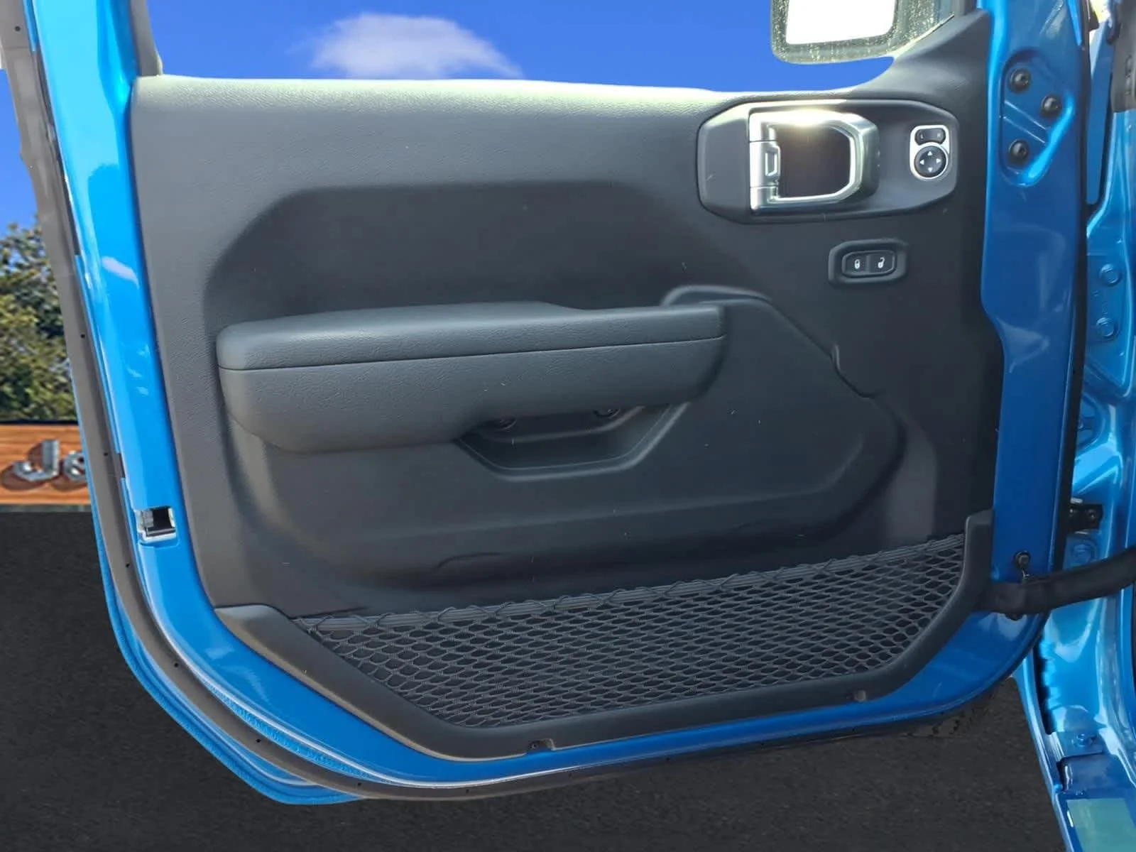 New 2026 Hydro Blue Pearlcoat Jeep Sport S image 7