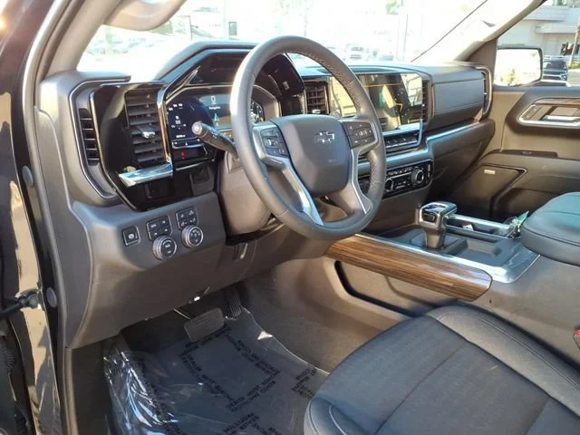 Used 2024 Dark Ash Metallic Chevrolet LT Trail Boss image 15
