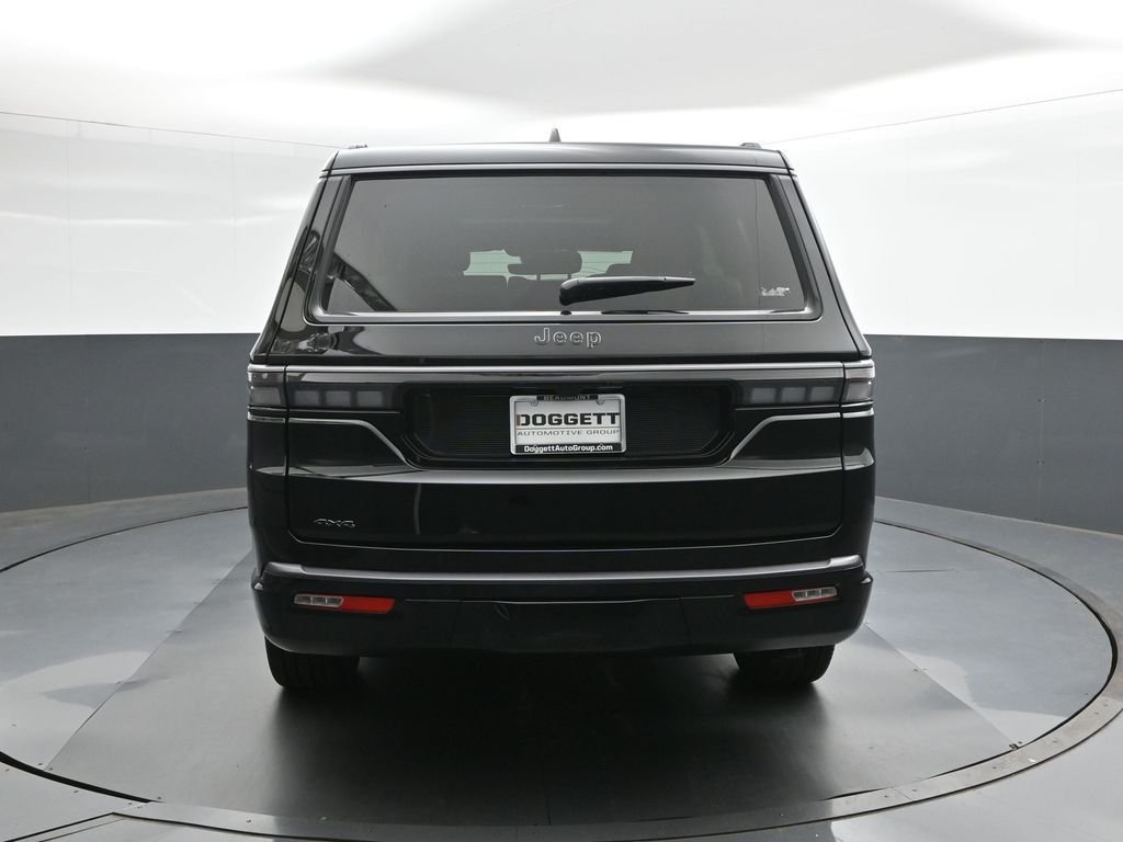 New 2026 High Gloss Black Exterior Paint Jeep Limited Reserve image 30