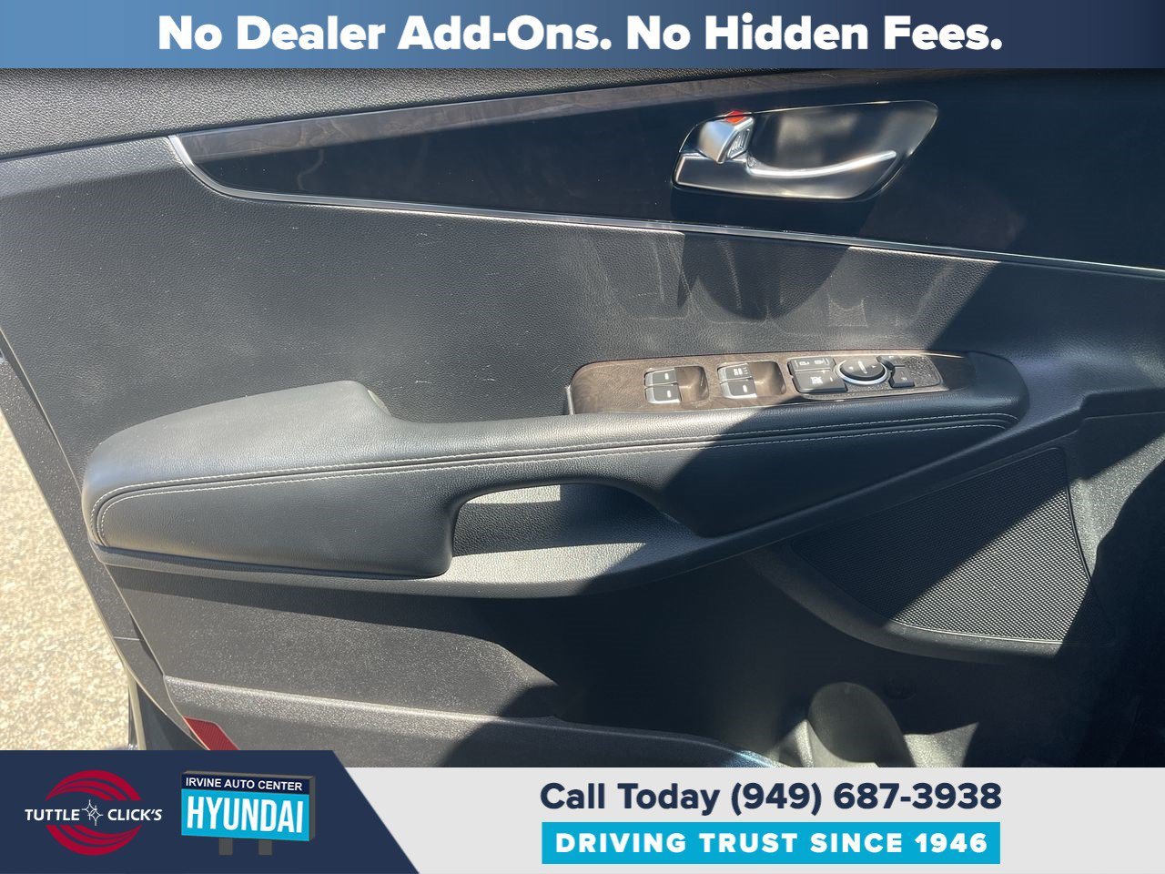 Used 2017 EBONY BLACK KIA L image 21