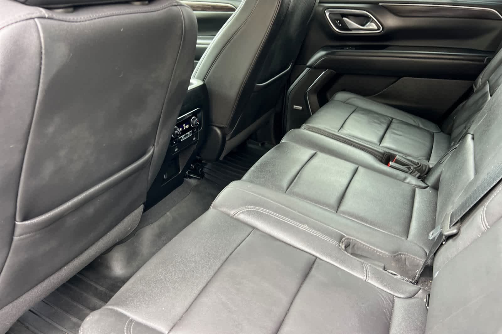 Used 2023 Summit White Chevrolet Z71 image 4