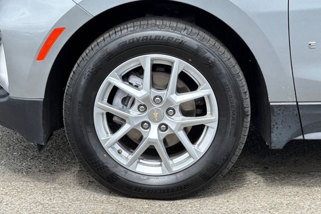 Used 2024 Gray Chevrolet LT image 28
