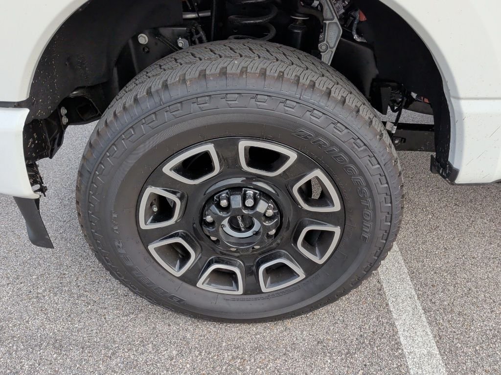 New 2026 Star White Metallic Tri-Coat Ford F-250® Platinum® image 49