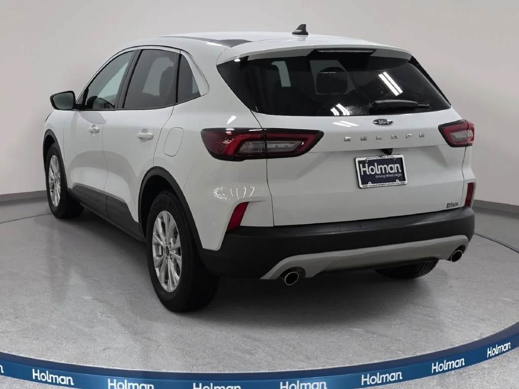 Certified Used 2023 Oxford White Ford Active image 6
