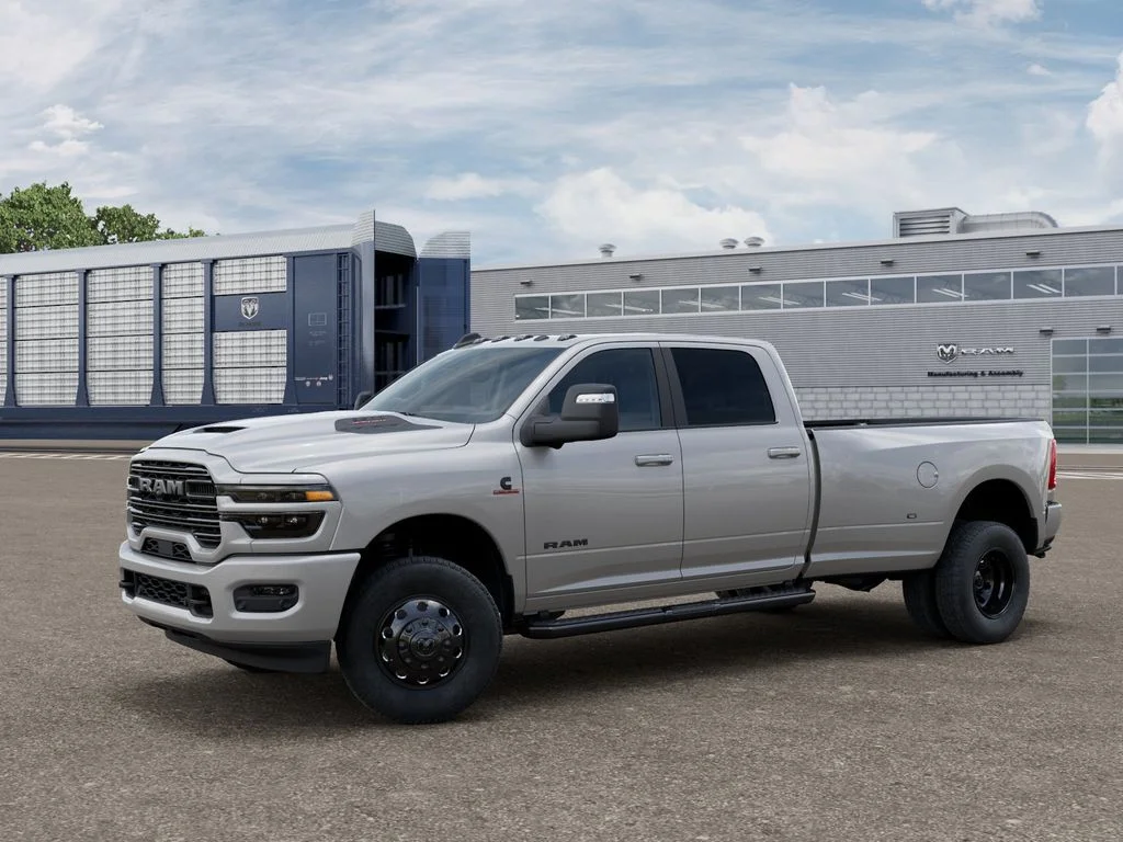New 2026 Silver-Zynith Exterior Paint RAM Laramie image 2