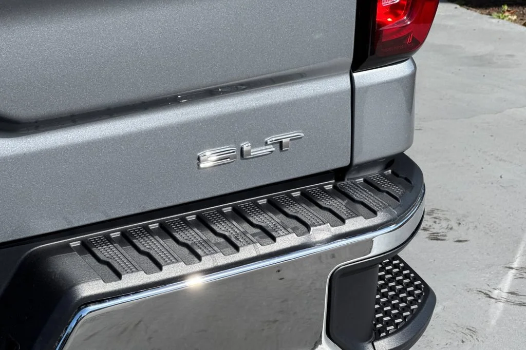 2025 GMC Sierra 1500 SLT - Photo 27