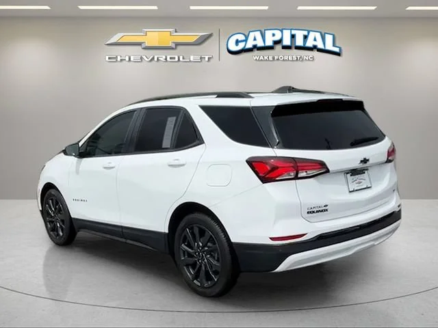 Used 2024 Summit White Chevrolet RS image 3