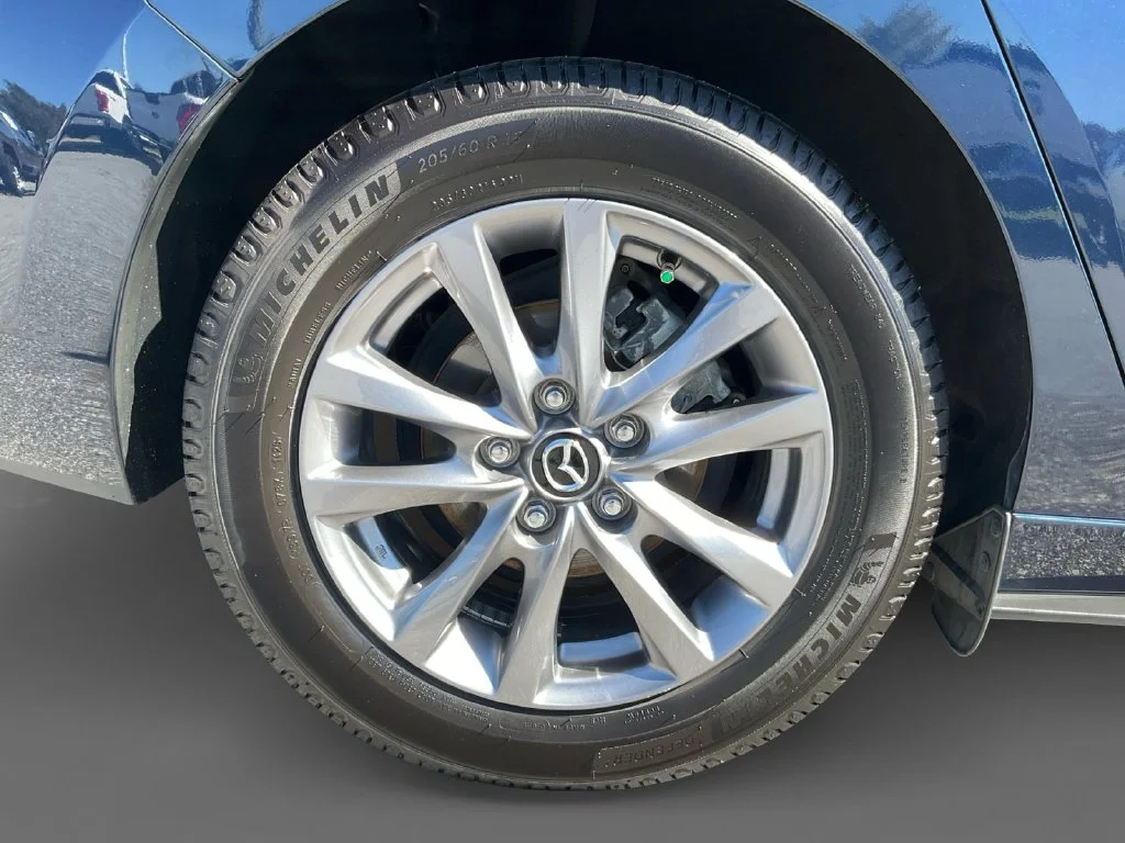 Used 2021 Blue Mazda 2.5 S image 11