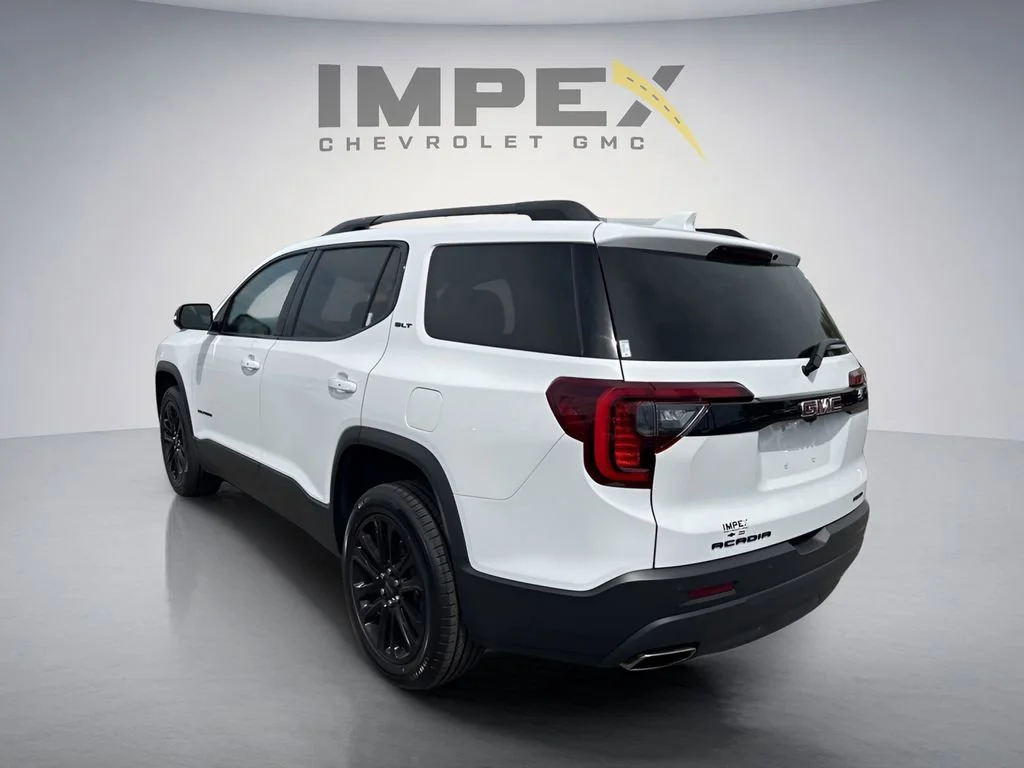 Used 2023 Summit White GMC SLT image 3