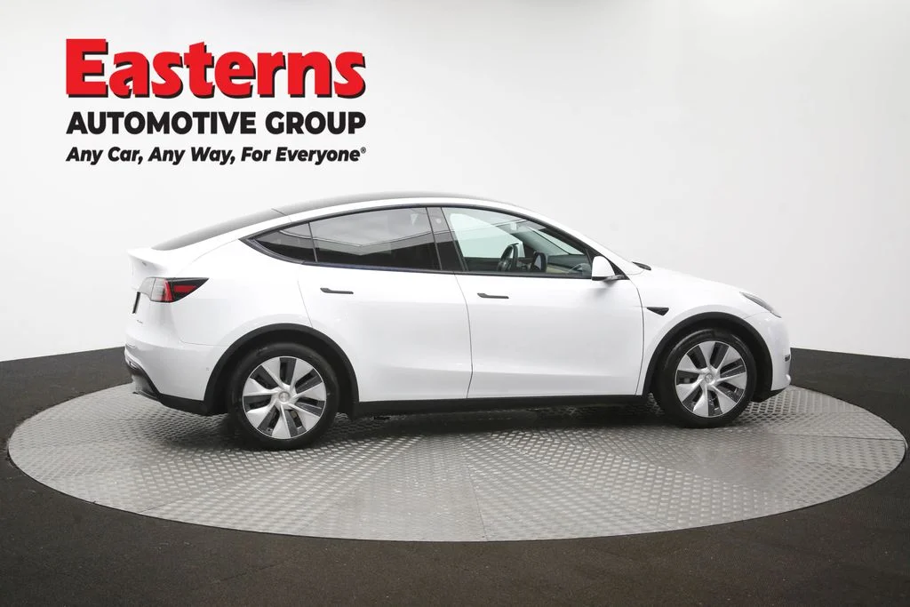 Used 2021 White Tesla Long Range image 41