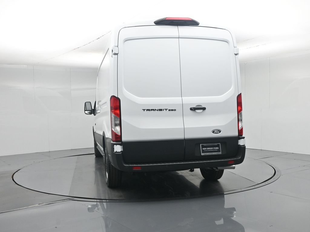 New 2026 Oxford White Ford Base image 27