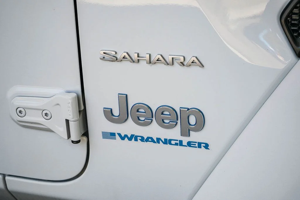 Used 2024 White Jeep Sahara 4xe image 9