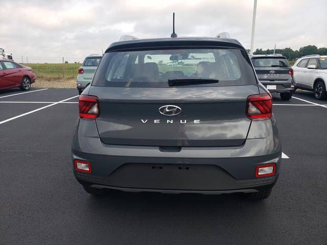 New 2026 Gray Hyundai SEL image 6