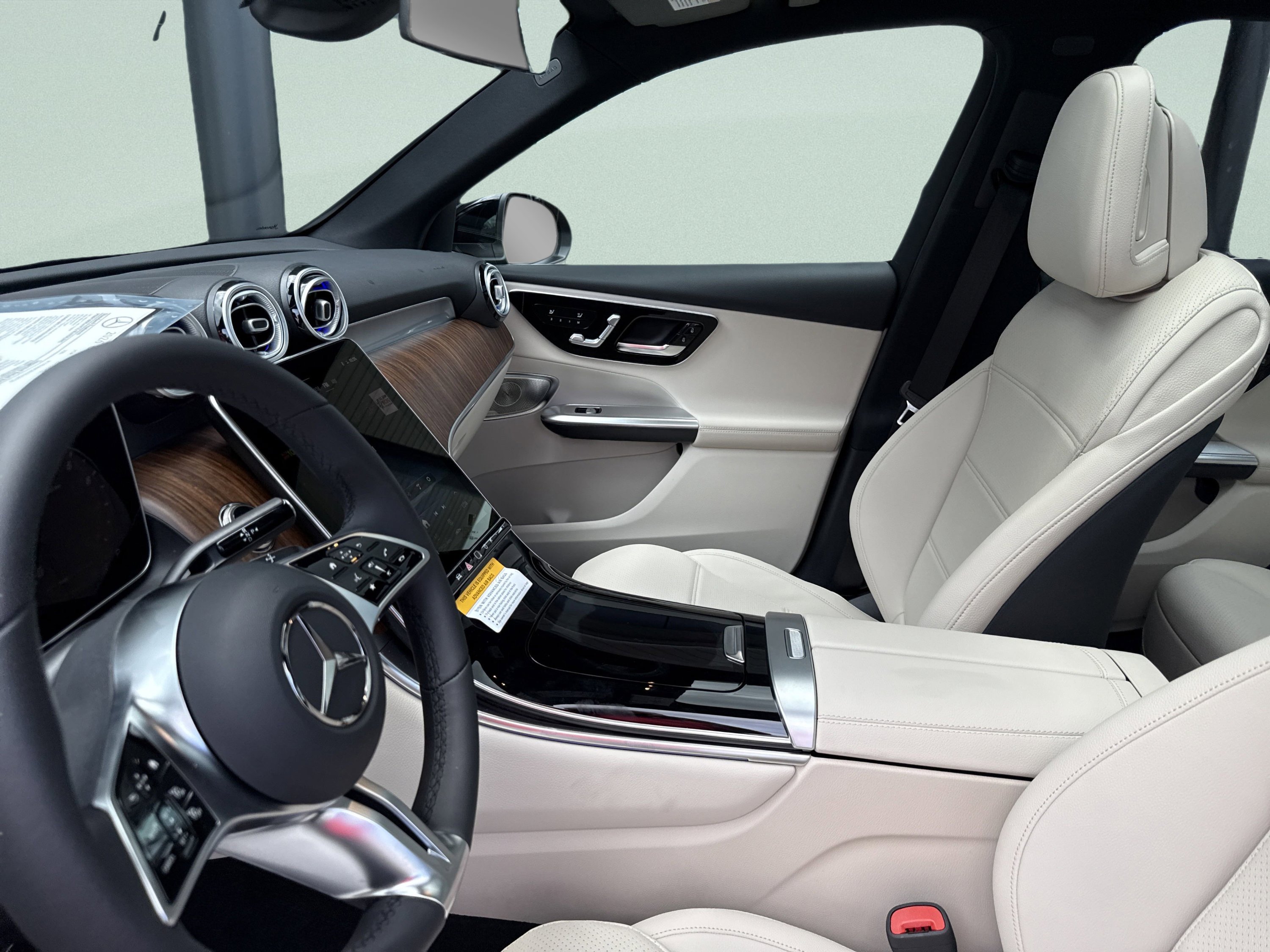 2026 Mercedes-Benz GLC Base - Photo 23