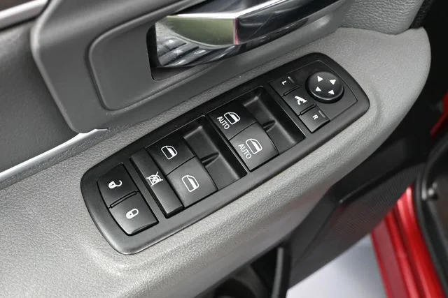 Used 2014 Red Ram Big Horn image 21