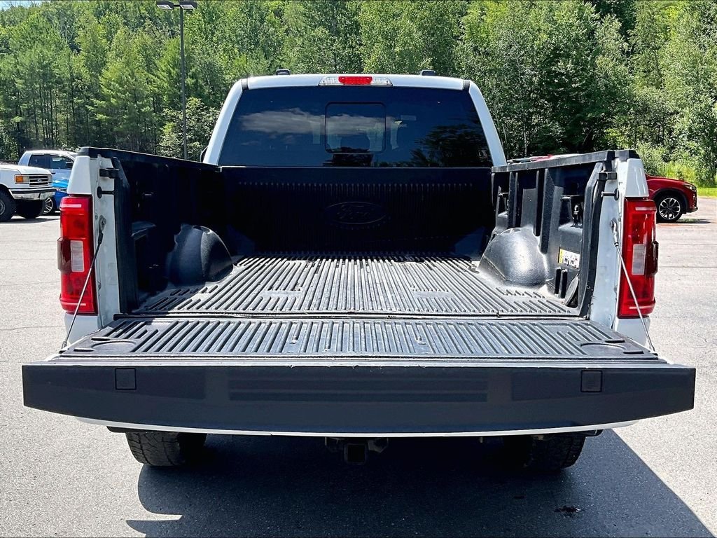 Used 2021 White Ford XLT image 31
