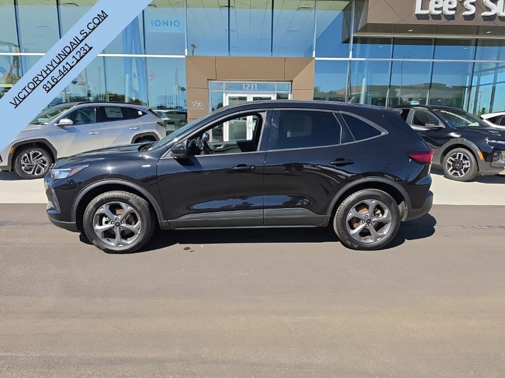 Used 2025 Ford Escape ST-Line Select with VIN 1FMCU9NA3SUA41656 for sale in Kansas City