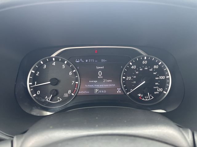 Used 2023 Gray Nissan SV image 16
