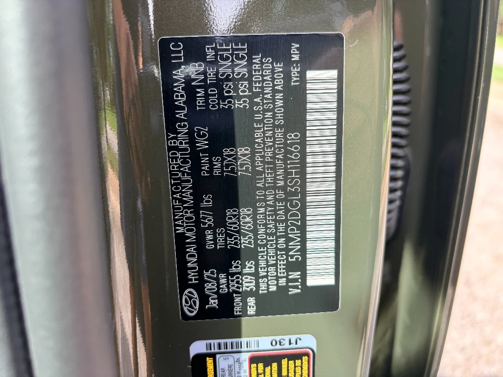 Used 2025 Rockwood Green Hyundai SEL image 37