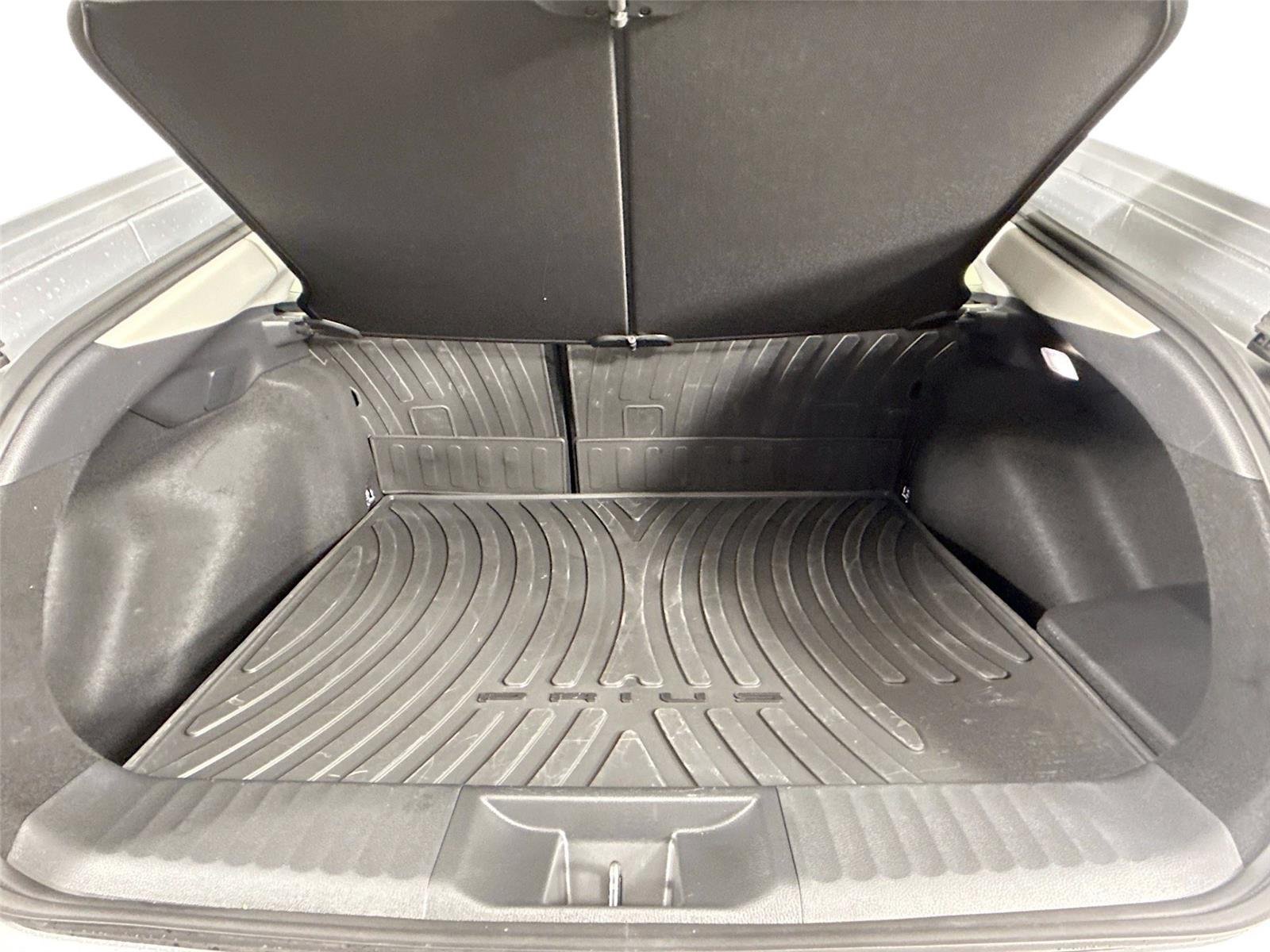 Certified Used 2025 Cutting Edge Toyota XLE image 37