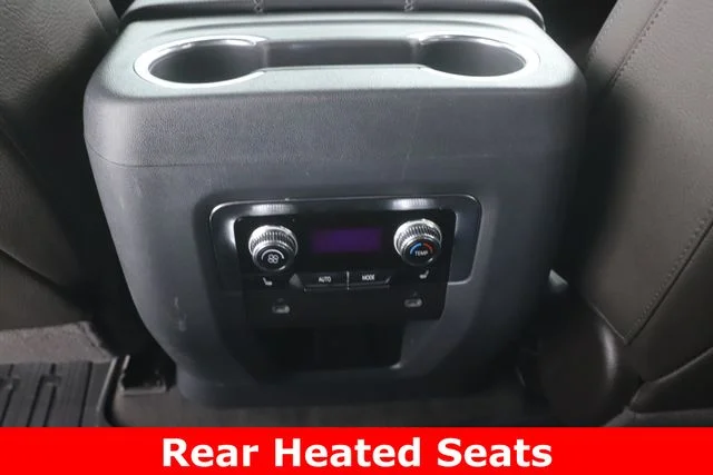 Used 2024 White GMC Denali image 30